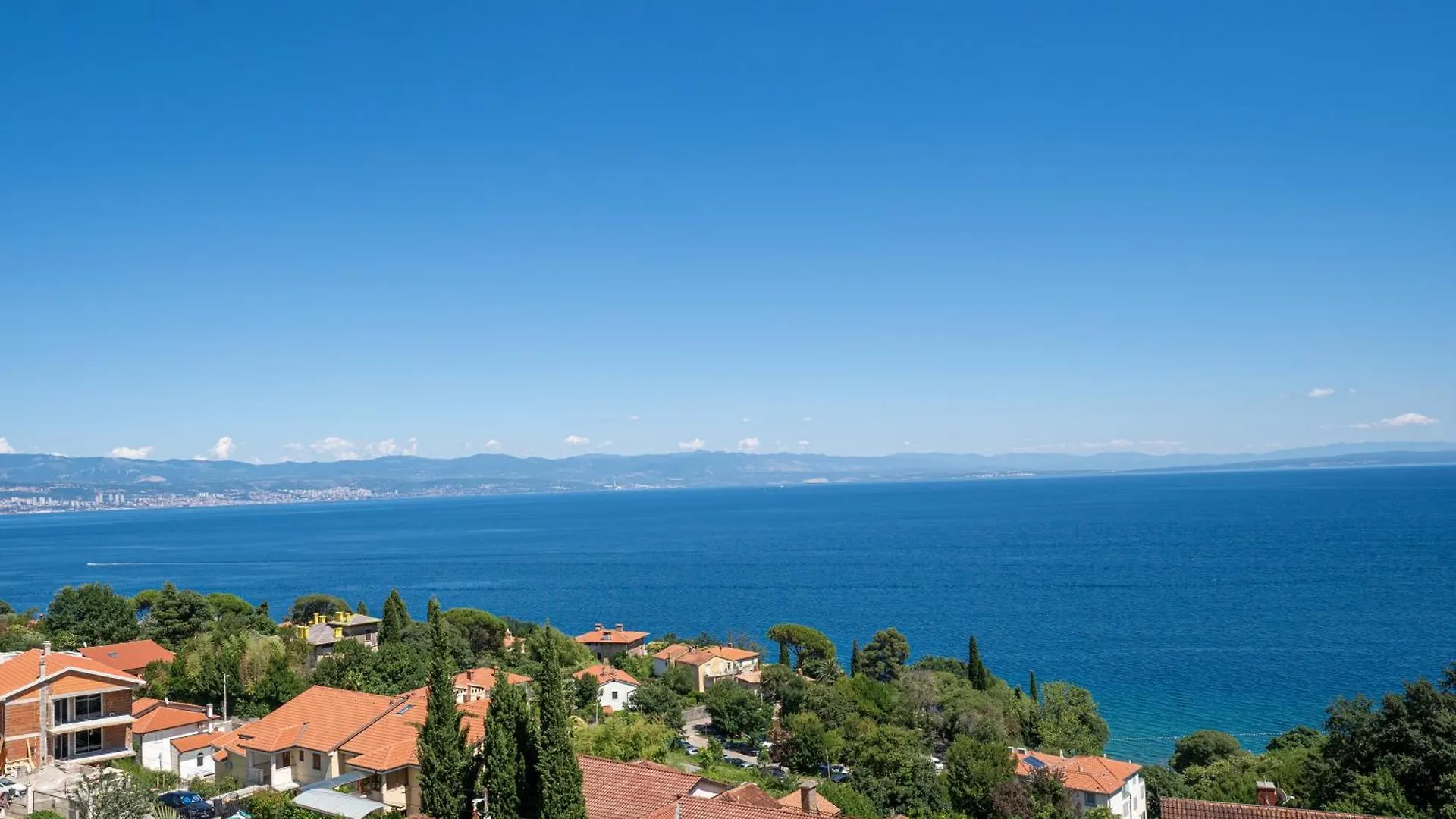 Villa Mona Lisa Lovran - Croatia Apartment