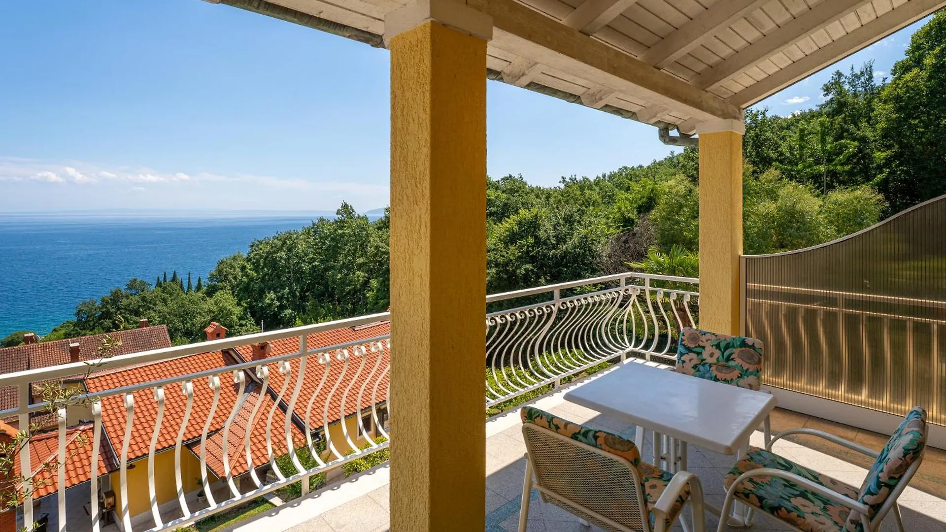 Villa Mona Lisa Lovran - Croatia Apartment